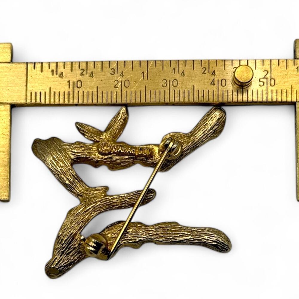 Vintage Sarah Coventry Letter M Gold Tone Brooch Pin Twig Leaf - Picture 3 of 5